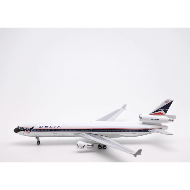 お取り寄せ商品】1/400 MD-11 デルタ航空 N806DE