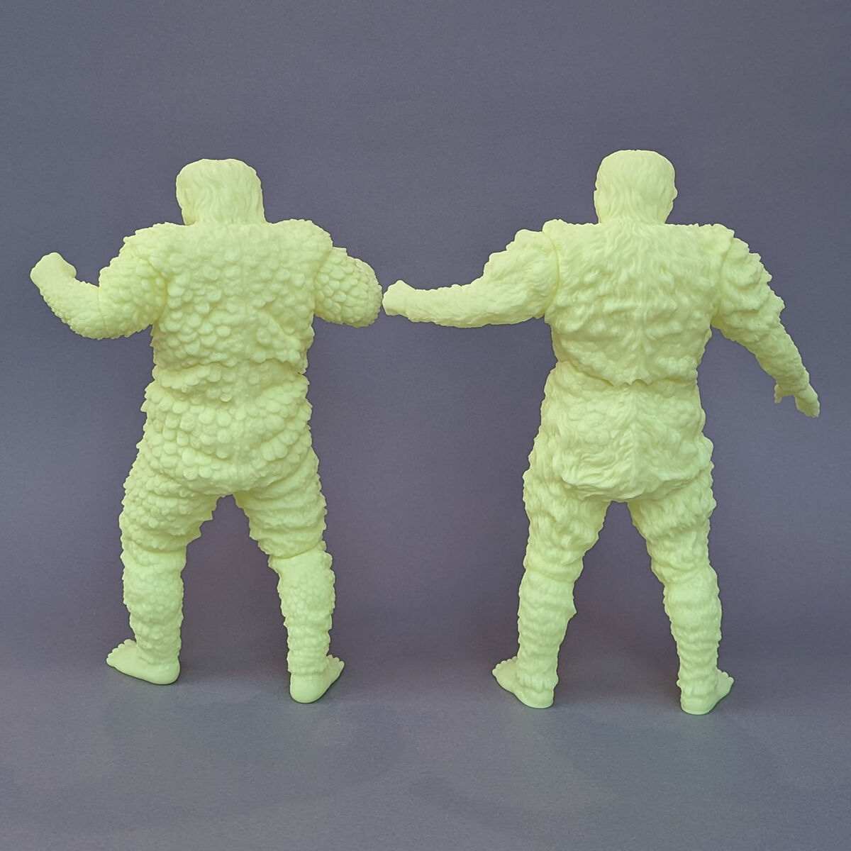 限定販売】蓄光版リアルモデルキットシリーズ/サンダとガイラ