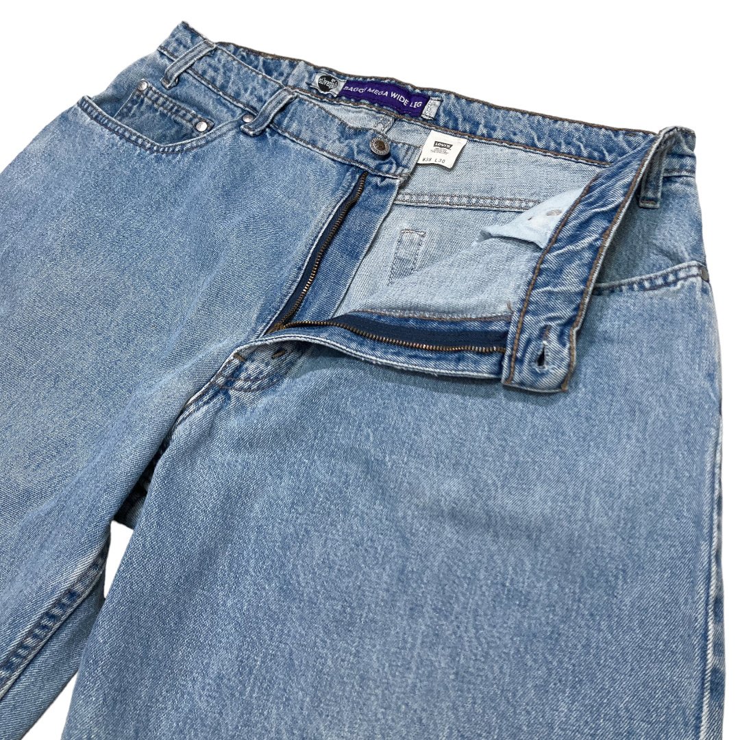 Levi's 90s silver tab 