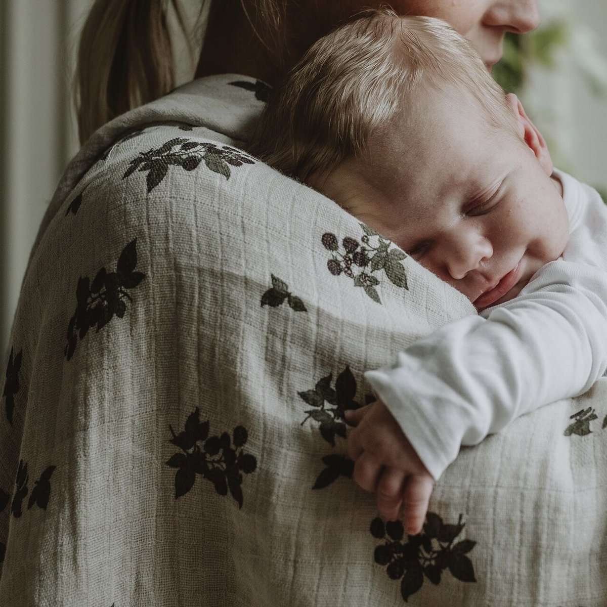 garbo&friends - Blackberry Muslin Swaddle Blank