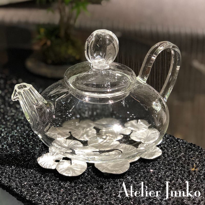 アトリエジュンコ 鍋敷 ポットスタンド リース シルバー系 美品