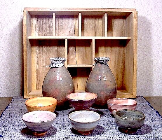 萩焼 坂倉新兵衛（十四代）作 萩酒器 無傷 共箱 保証。 | STORES