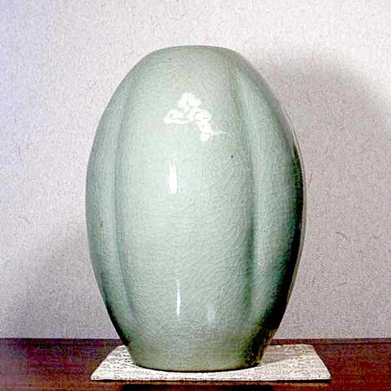 京焼・清水焼 八木一艸 作 青磁雲鶴文 花瓶 無傷 共箱 保証。 | STORES