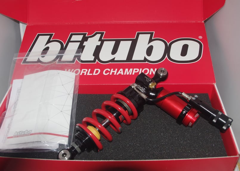 ビチューボ Bitubo リアサスペンション YZF-R1 2015-2021 Y0149XX