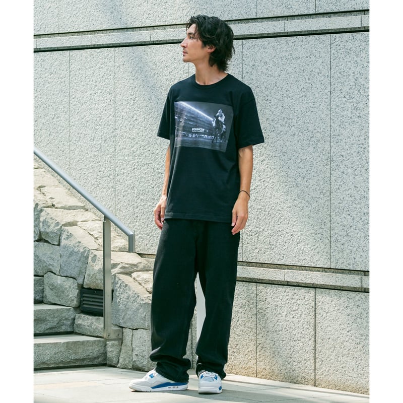 イクイノックス引退記念グラフィカルTシャツCパターン（黒/Black