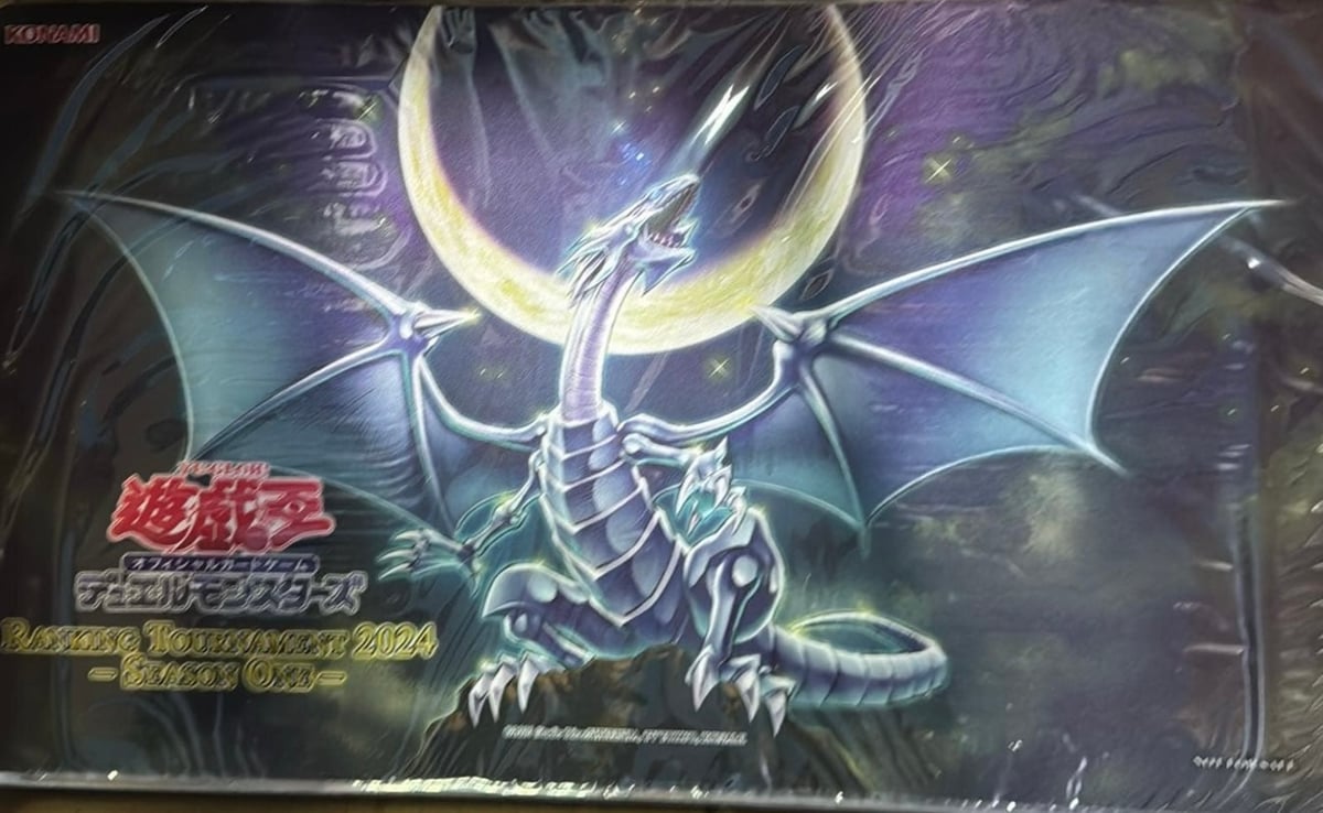 遊戯王 海外版 青眼龍轟臨 プレイマット | ✨プラチナストア✨