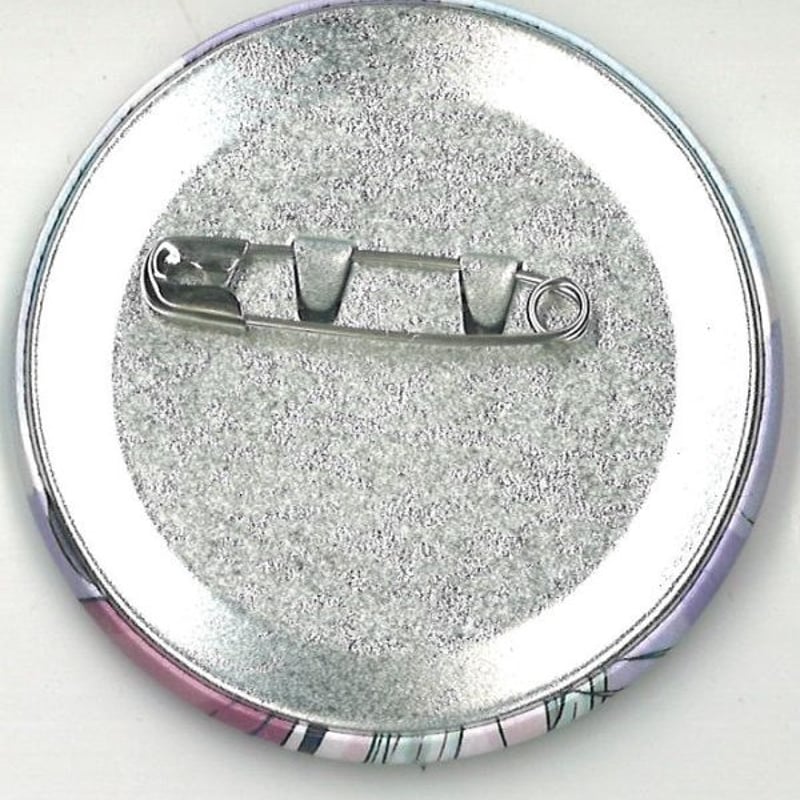 薫る花は凛と咲く A3製 ホログラム缶バッジ 保科昴 | K-BOOKS 秋葉原