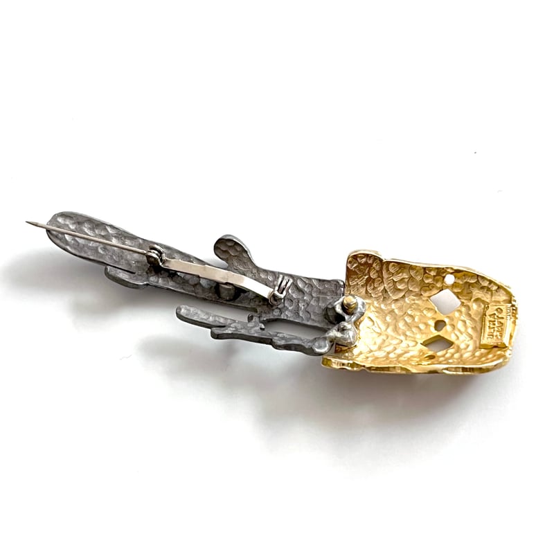 ultra-violence × ジョジョの奇妙な冒険 ブローチ 3点セット Ultra