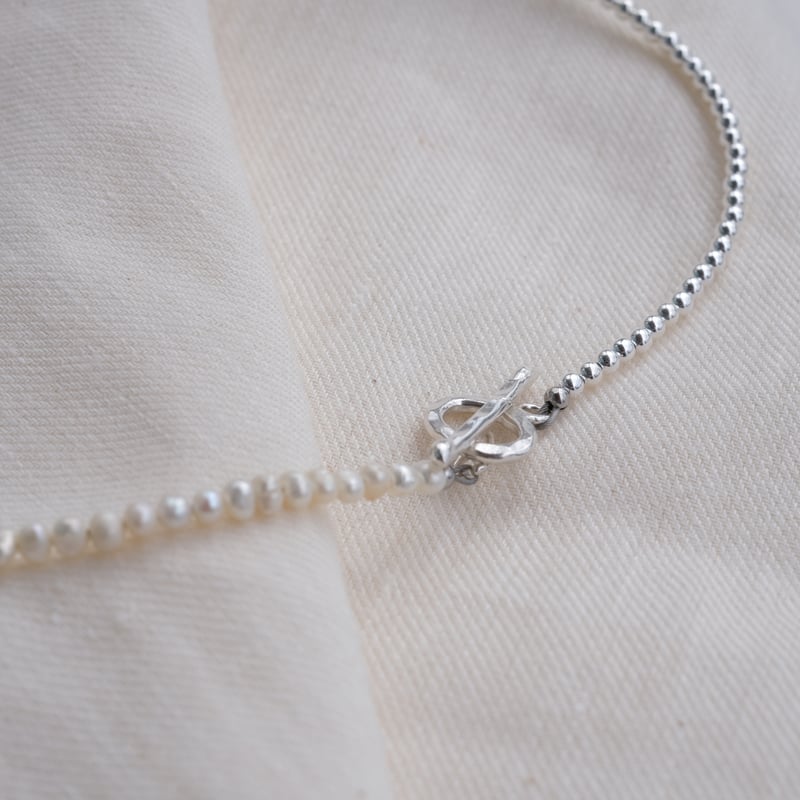 カレンシルバーマンテルと淡水パールのネックレス III | mybracelet