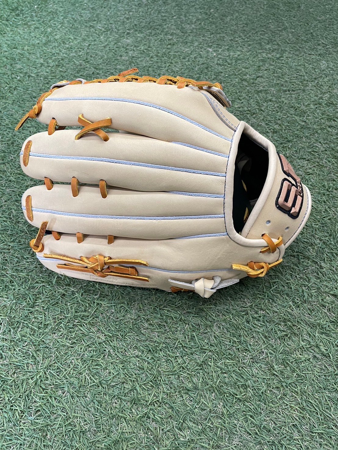 シュアプレイ】一般軟式 外野手用グラブ | 尾上スポーツ ONLINE STORE