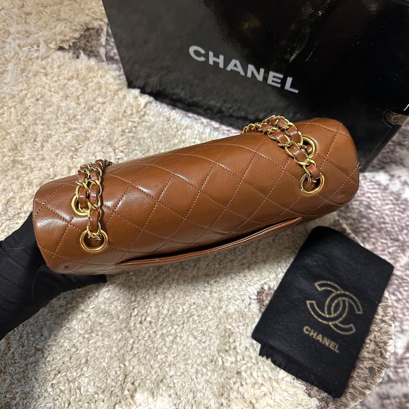 シャネル マトラッセ25 Wチェーン ショルダーバッグ キャメル | ISSN