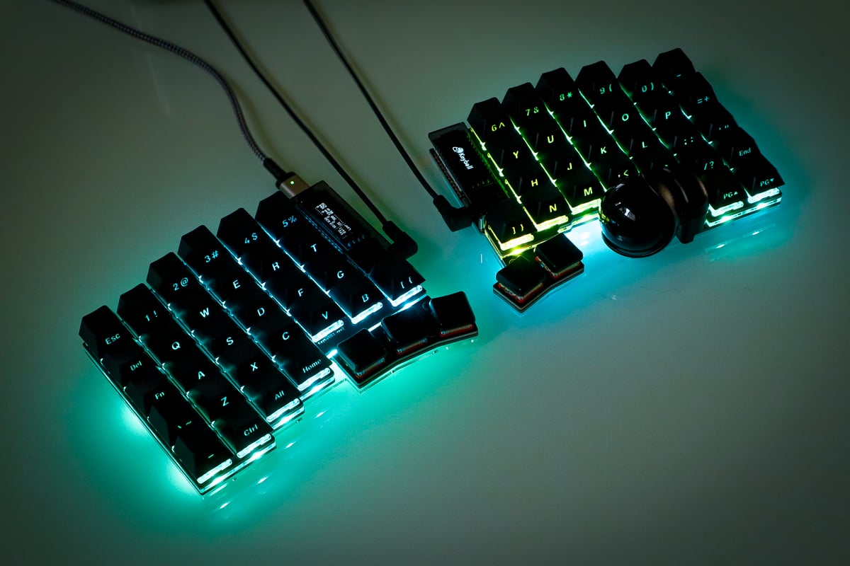 Keyball61 黒／白 | Shirogane Lab