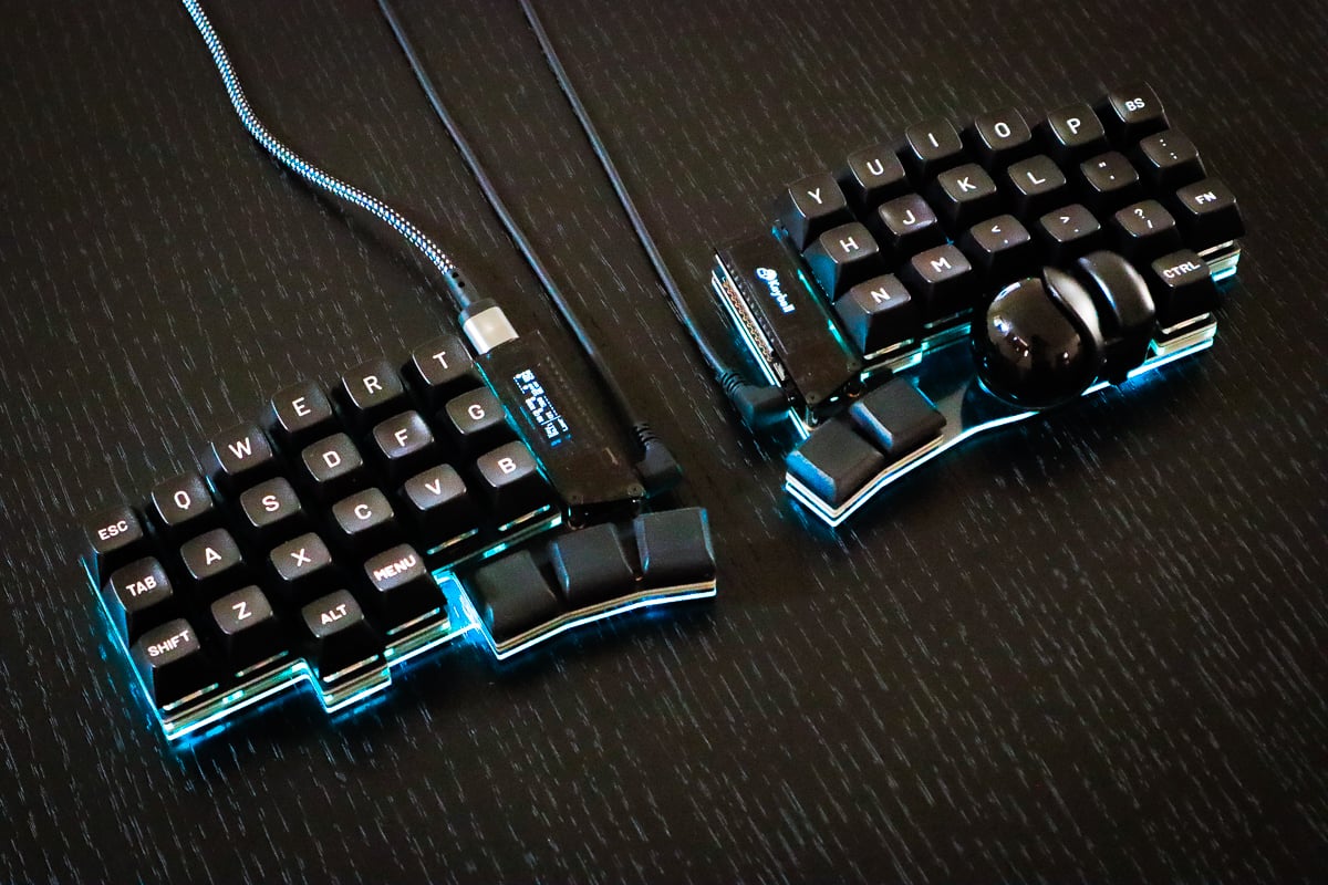 Keyball44 黒／白 | Shirogane Lab