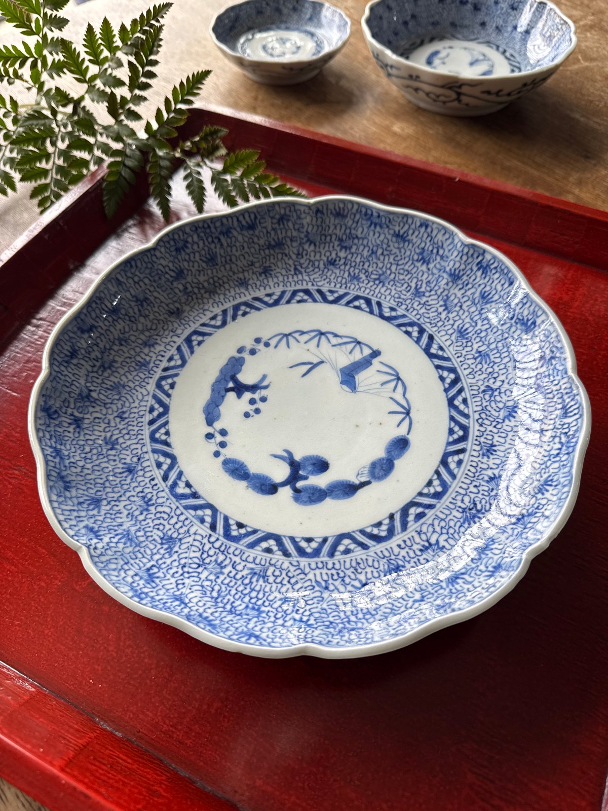 古伊万里 染付微塵唐草文 輪花七寸皿 1枚 | Kaikaroman ONLINE STORE