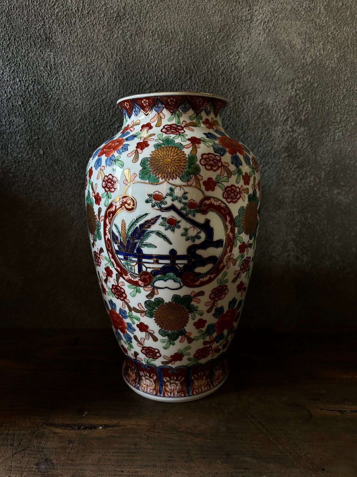 古伊万里 花瓶 壺 有田焼 GOLDIMARI 結び 金襴手 骨董 伊万里焼 古