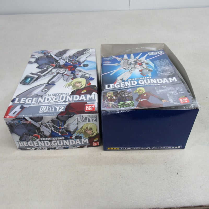ガンダムSEED DESTINY BANDAI 初回限定品 1/100 レジェンドガンダム |