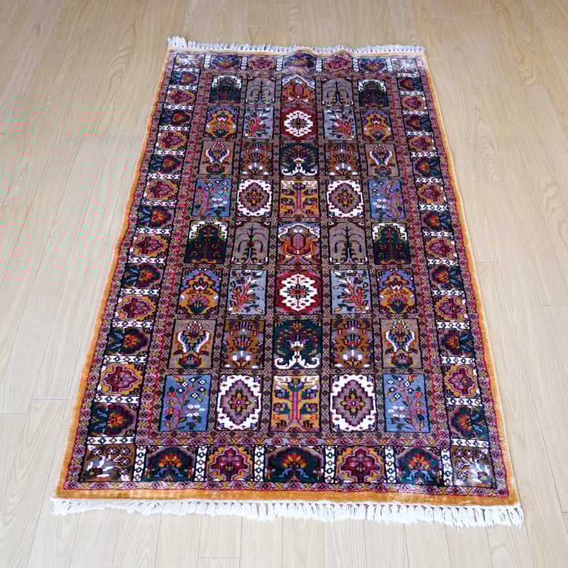 インド 手織り絨毯 シルク ＜約88 x 156 ㎝＞ ブラウン・ガーデン