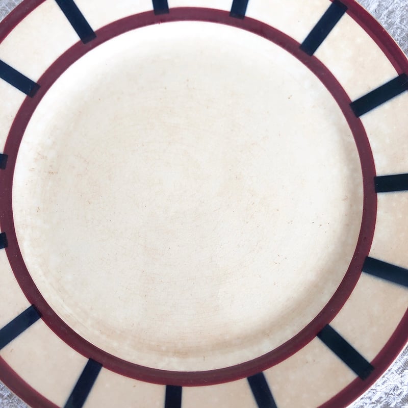 HBCM べアン クレイユモントロー バスク柄デザードプレート B フランス