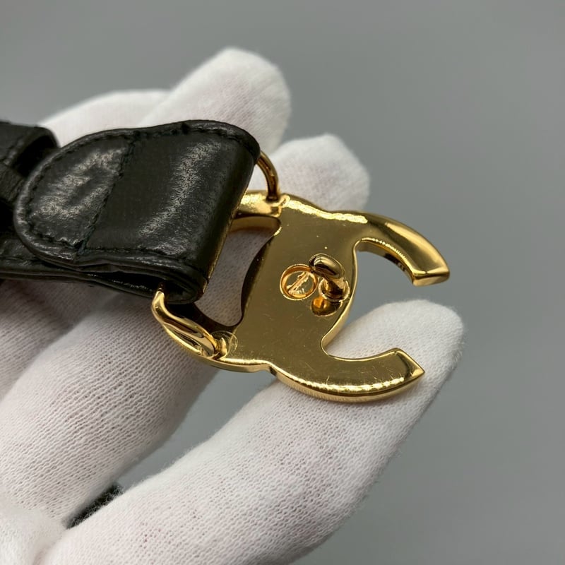 CHANEL (シャネル) ヴィンテージ ターンロック ココマーク ラムスキン