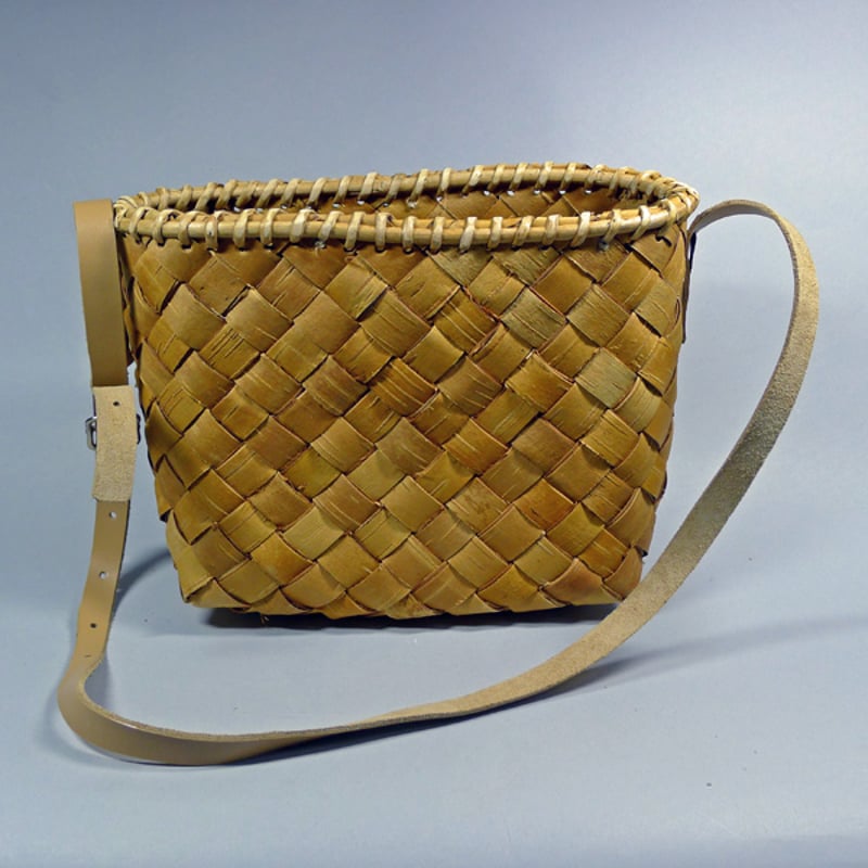 白樺 ショルダーバッグ B-type (天面編み込みあり） | +++ FIKA +++