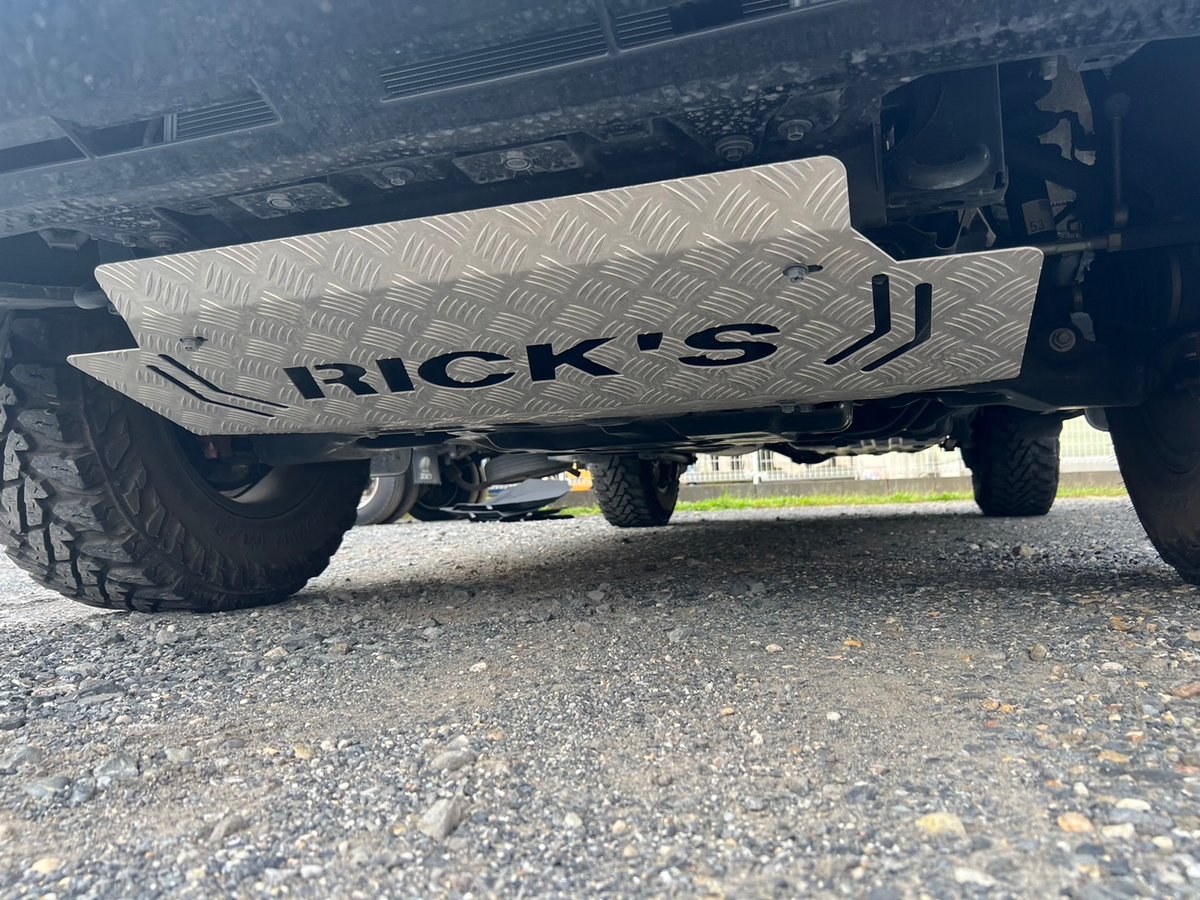 RICK'S スキッドプレート アルミ製素地（板厚2.5㎜）For 150PRADO | ”L