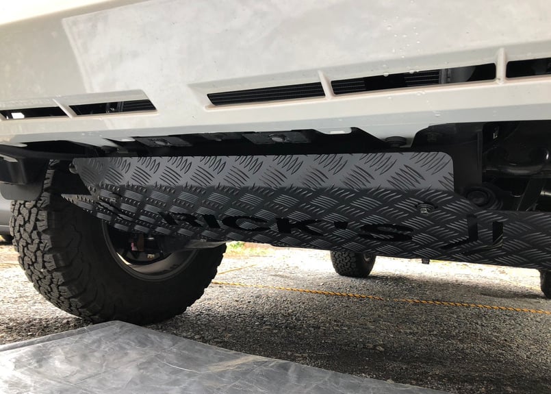 RICK'S スキッドプレート アルミ製カチオン黒塗装For 150PRADO | ”LIMI