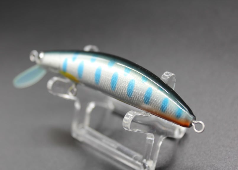 ハンドメイドルアー フローティング ヤマメ 9cm 【幾ミノー / IKU