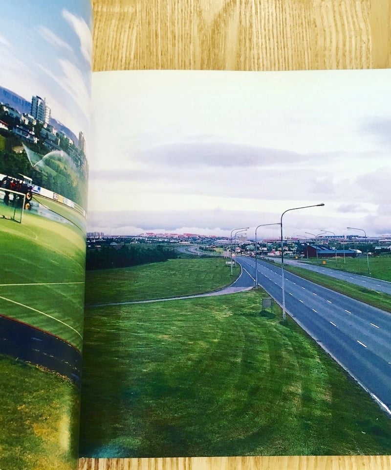 Hyper Ballad―Icelandic Suburban Landscapes | ひる