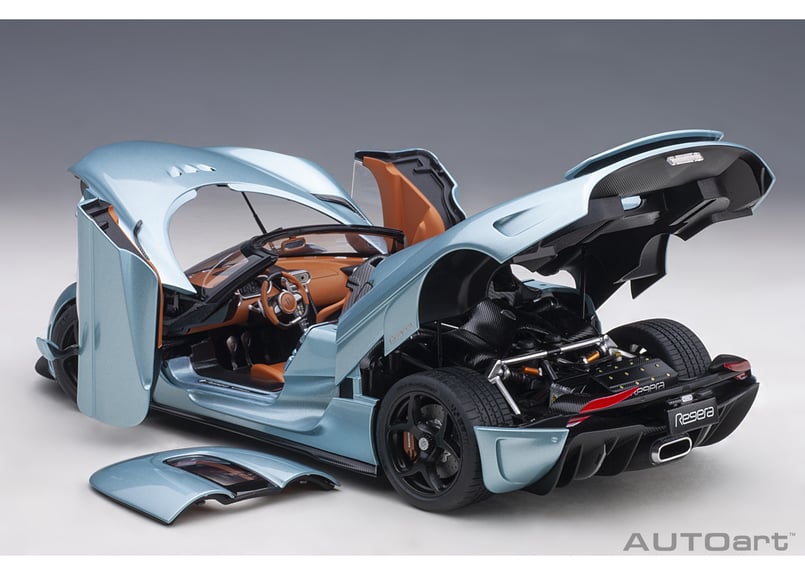 AUTOart 1/18 ケーニグセグ レゲーラ （メタリック・ライトブルー