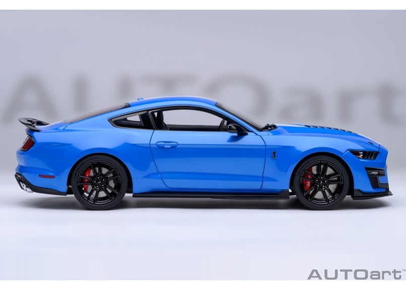 AUTOart 1/18 フォード マスタング シェルビー GT500 （ブルー