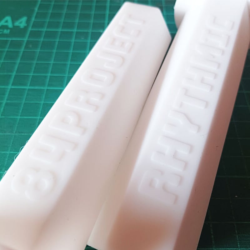 84グリップ 白 ハチヨングリップ ヤッシー コール 音職人 | パーツ