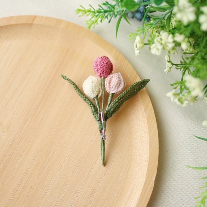 チューリップのブーケブローチ | Kamitsurest