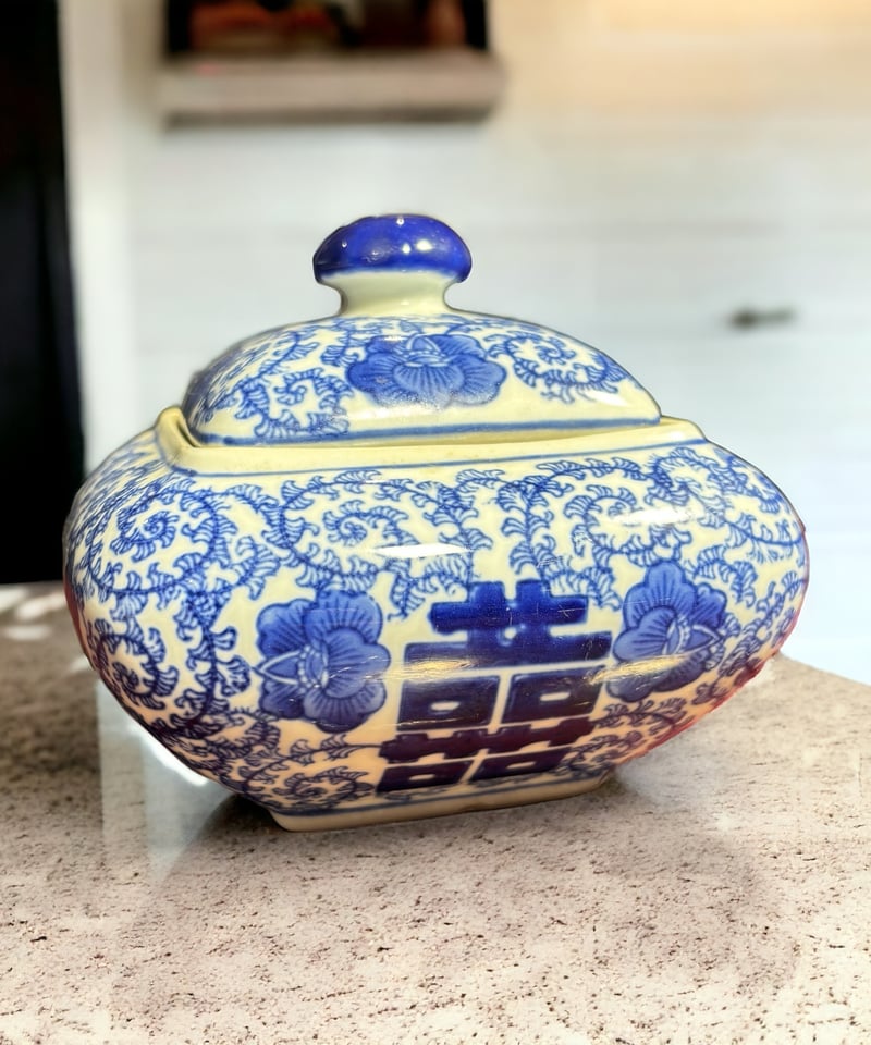 小壺 染付 蓋付き 小物入れ 中国雑貨 壺 インテリア 陶器 骨董品