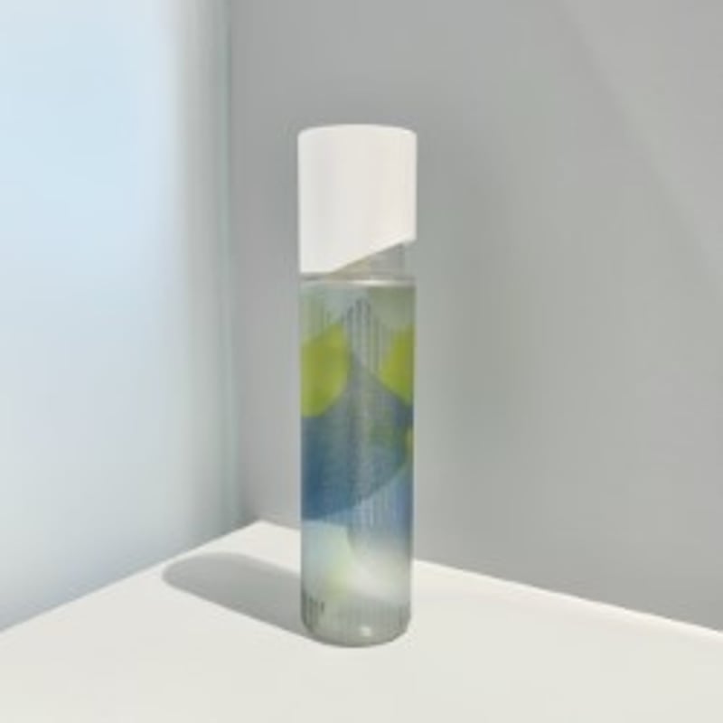 キャップ：WHITE】オリジナルボトル Feel ・オルビスユーエッセンス