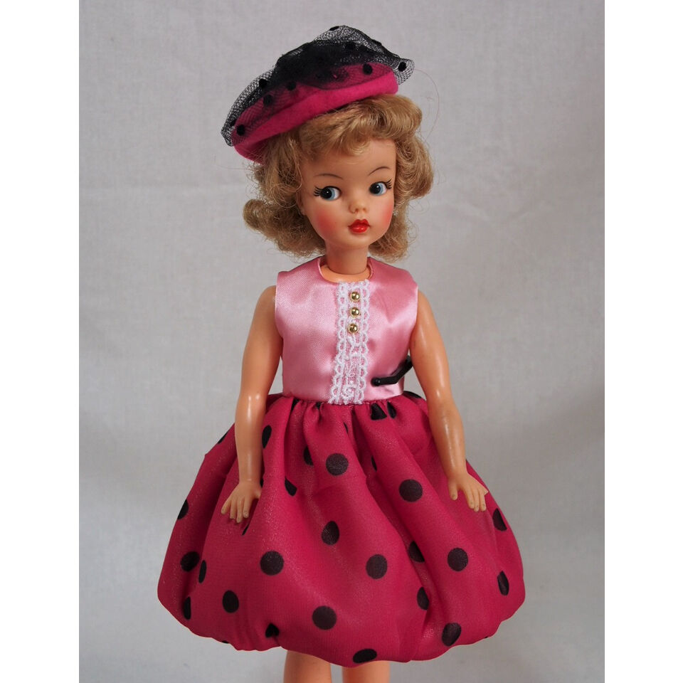 ハンドメイド◇タミーちゃんサイズお洋服セット パレード | Doll DRESSING