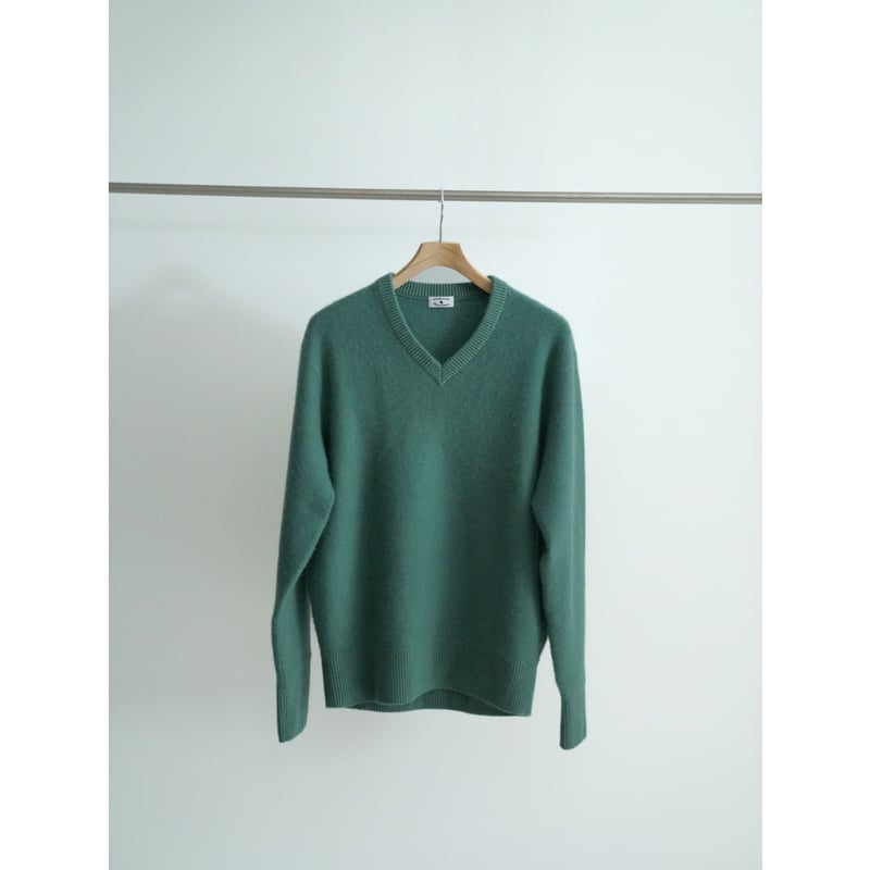 MAATEE&SONS CASHMERE 圧縮V SWEATER | MusterWerk