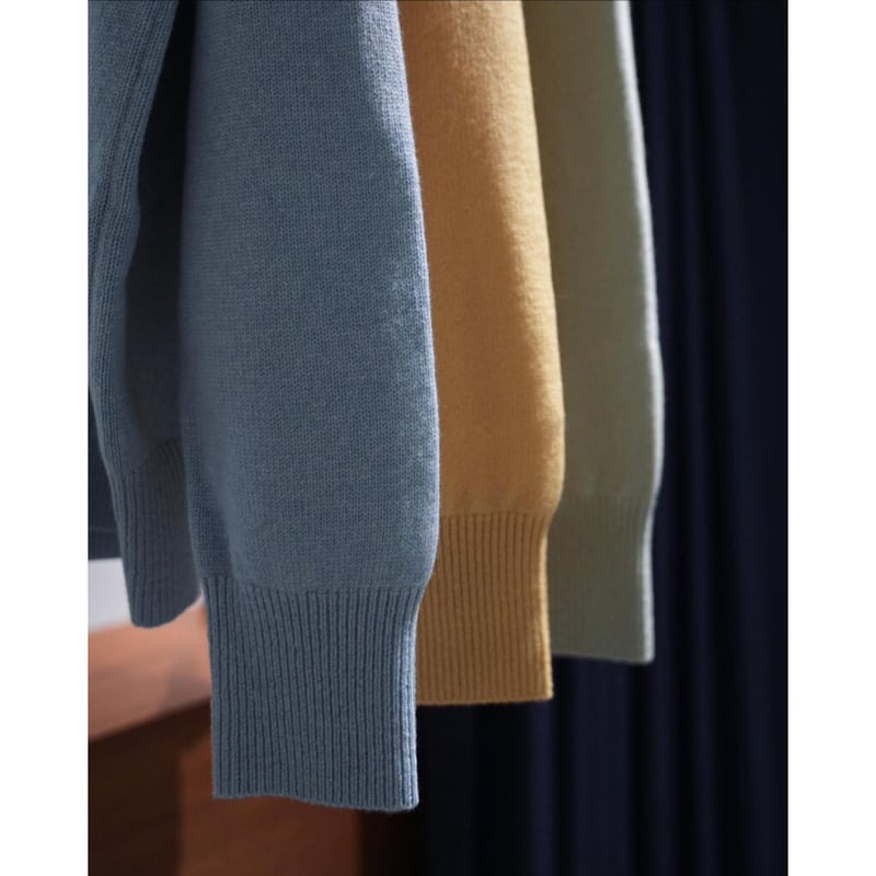 MAATEE&SONS ド度詰めCASHMERE V/N SWEATER | MusterWerk