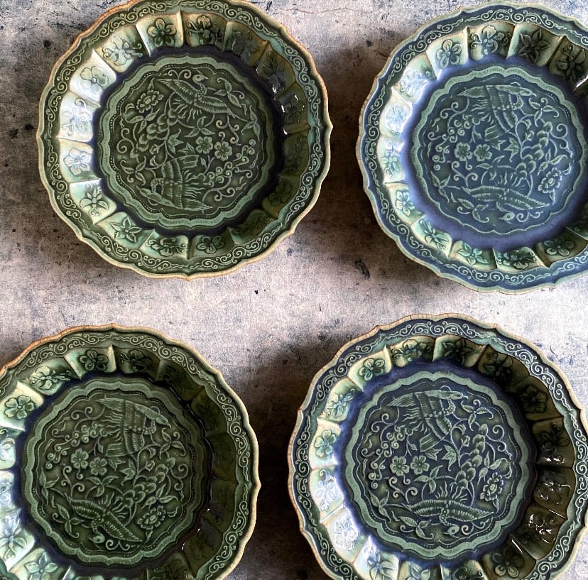 有田焼 福泉窯 織部還元花鳥彫5寸皿 | MatsuBokkuri