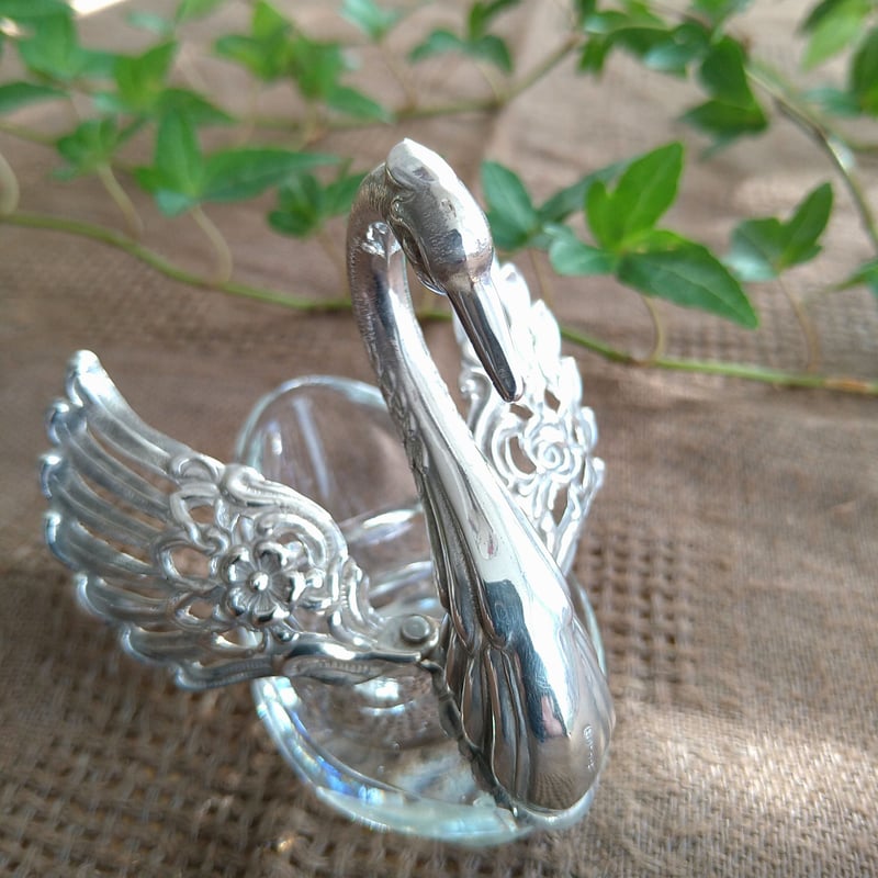 ヴィンテージのスウェーデンシルバー835/クリスタルガラスの小さな白鳥