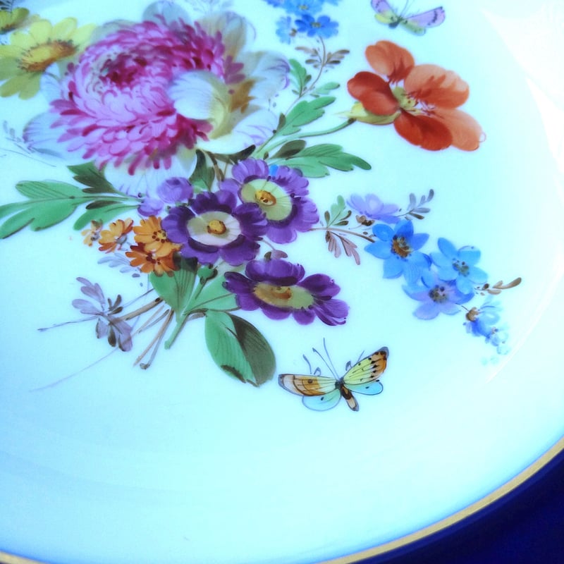 深皿です。1910年マイセンコバルトフォンドドイツフラワー・黄色と