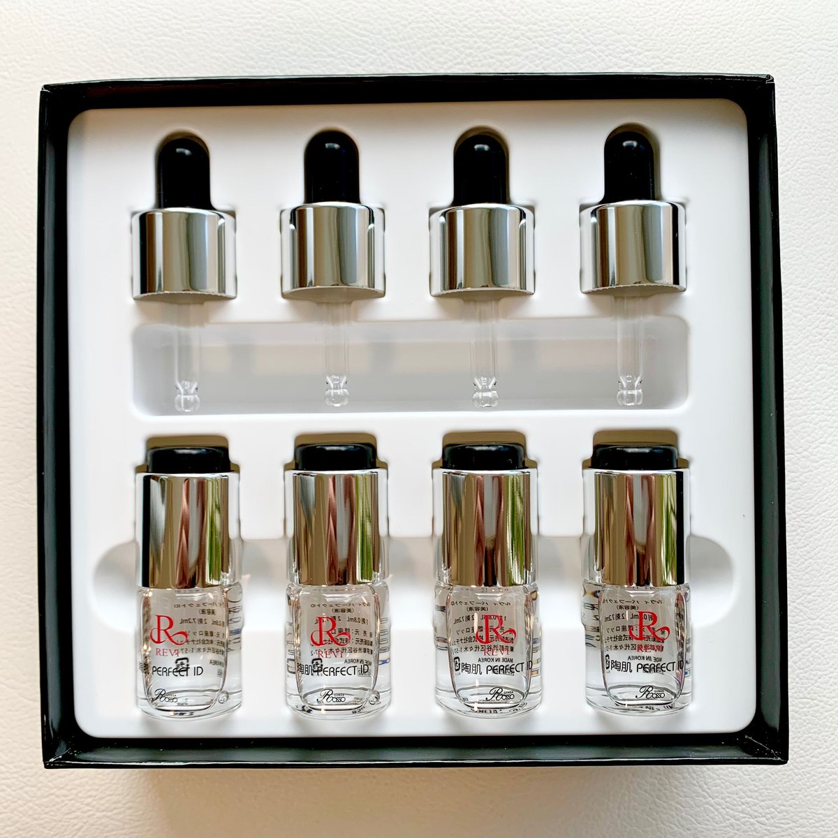 最強の美白力💎REVI ルヴィ パーフェクトID 1箱0.8ml×4本入り | ViDA