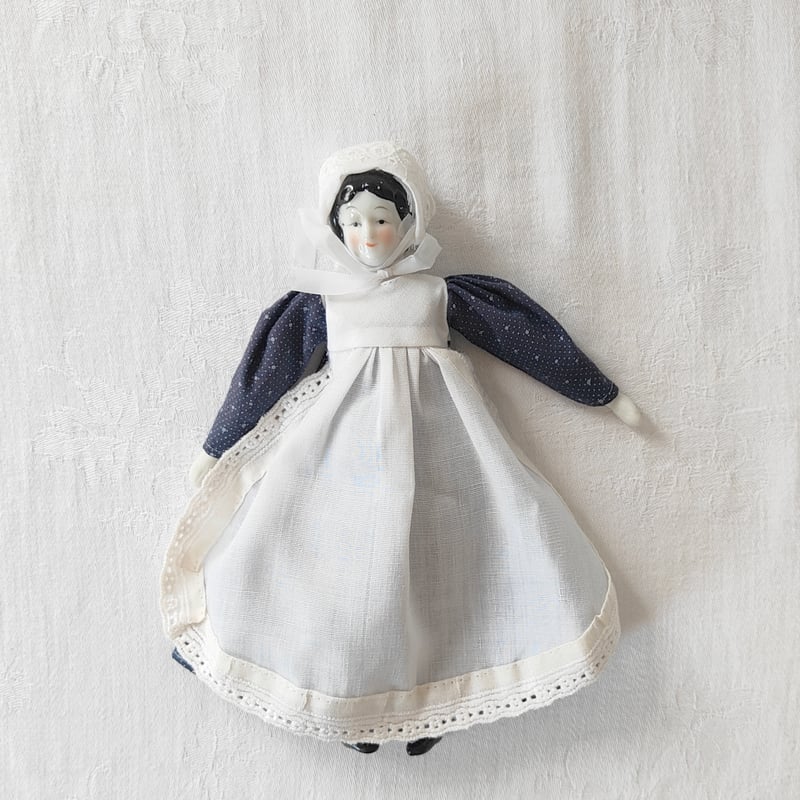 チャイナヘッドドールのお人形さん | Tabino Okurimono