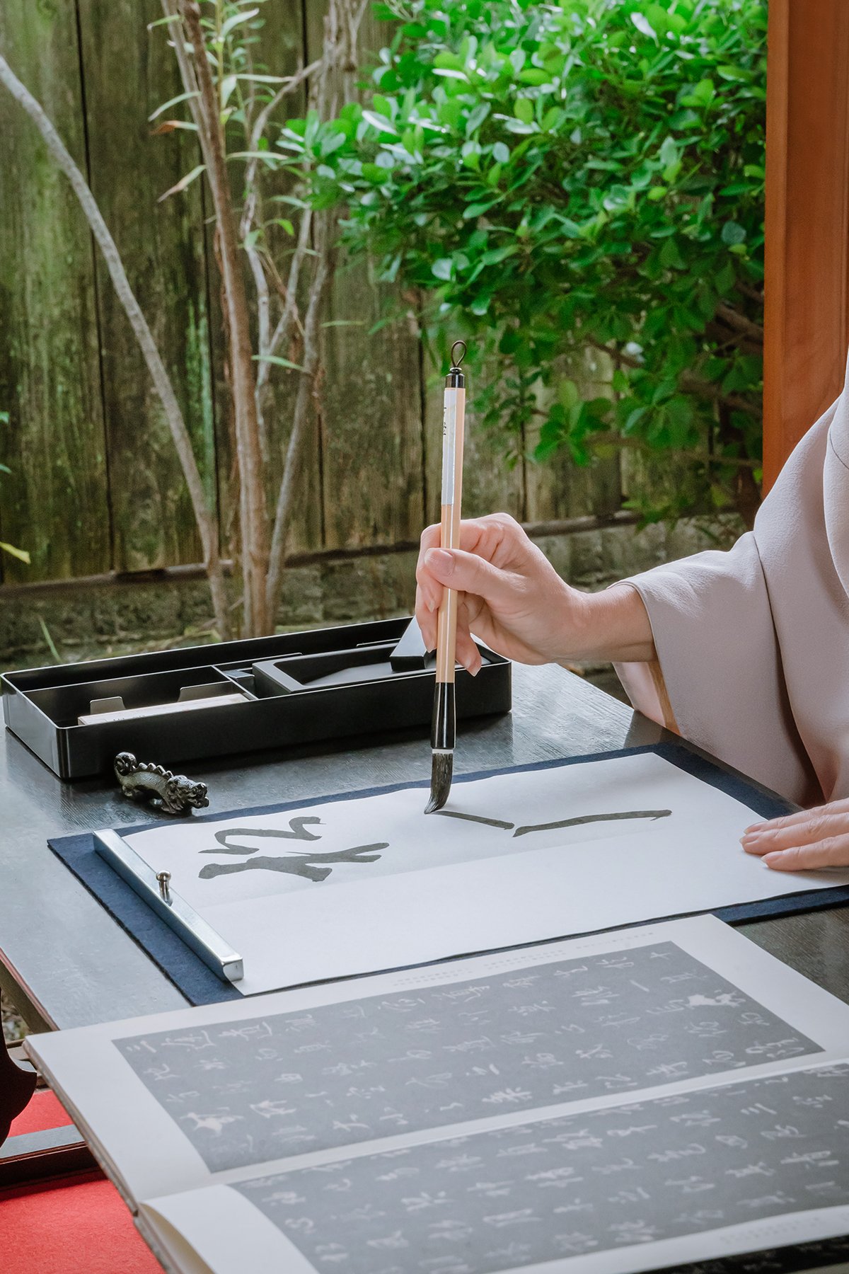 拓本】敬天愛人 書道作品 和紙 80cm x 35cm 拓本】敬天愛人 書道作品