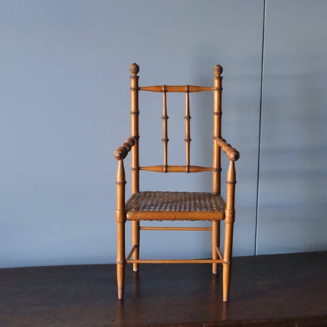 ドールチェア | STORES