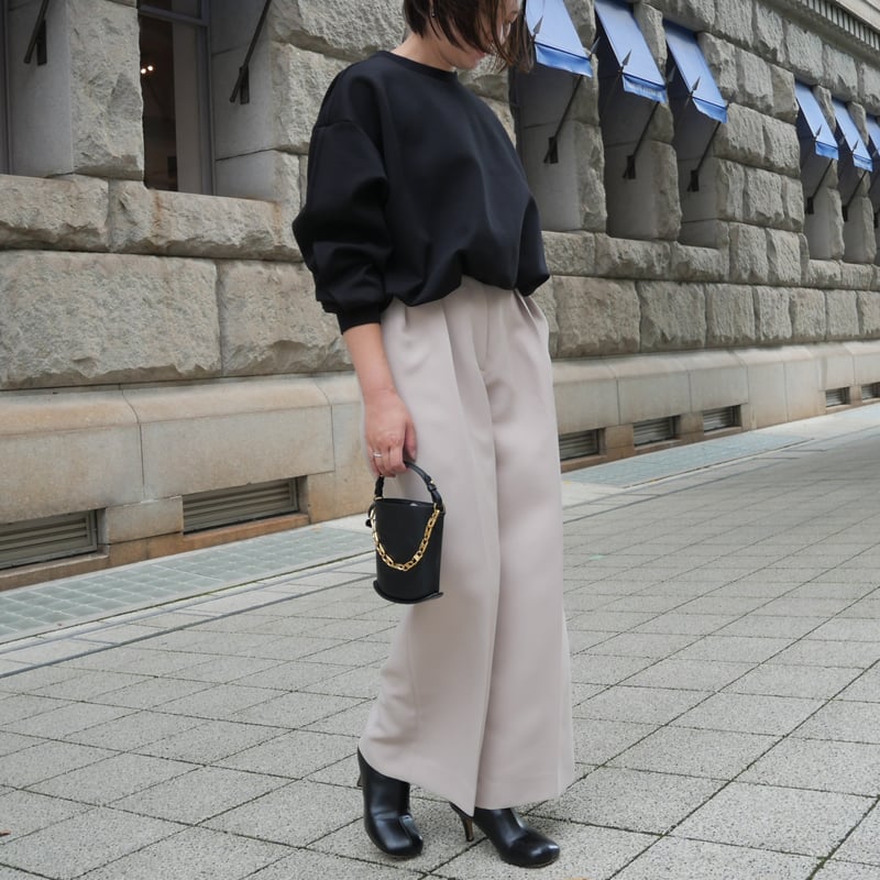 Cloud Balloon Sweat black | HEVE