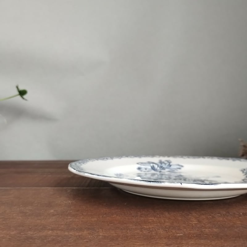 フランスアンティークプレート サルグミンヌ フォンタンジュ青 右下