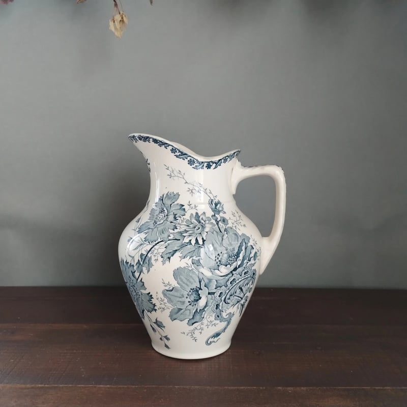 フランスアンティーク 淡い青のアネモネのピシェ | フランス