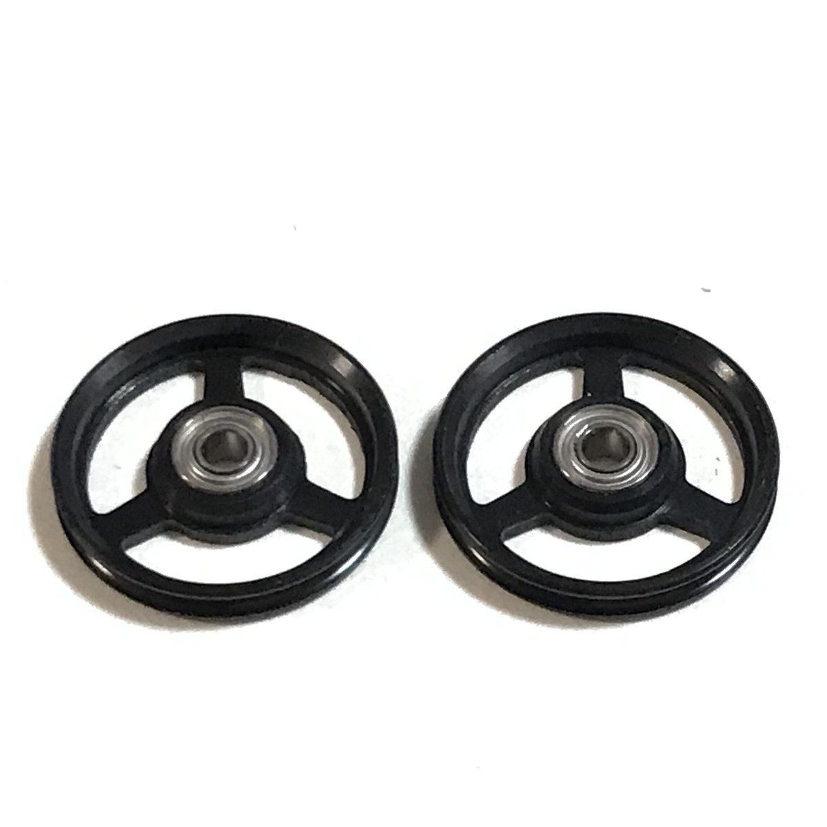 3本スポーク】ゴムリング付 アルミベアリングローラー (17mm) | mindev