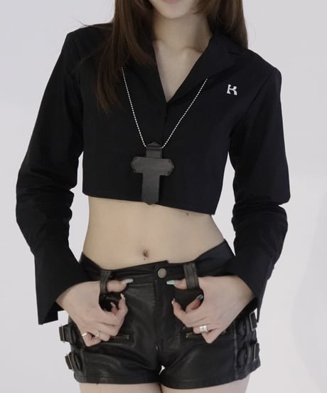 CATEGORY TOPS | KISS THE CLUB