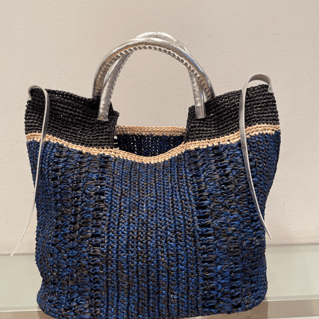 アポワンウテセ | STORES